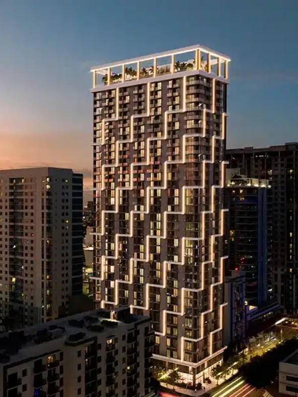 02-Domus-Brickell-Center-Building